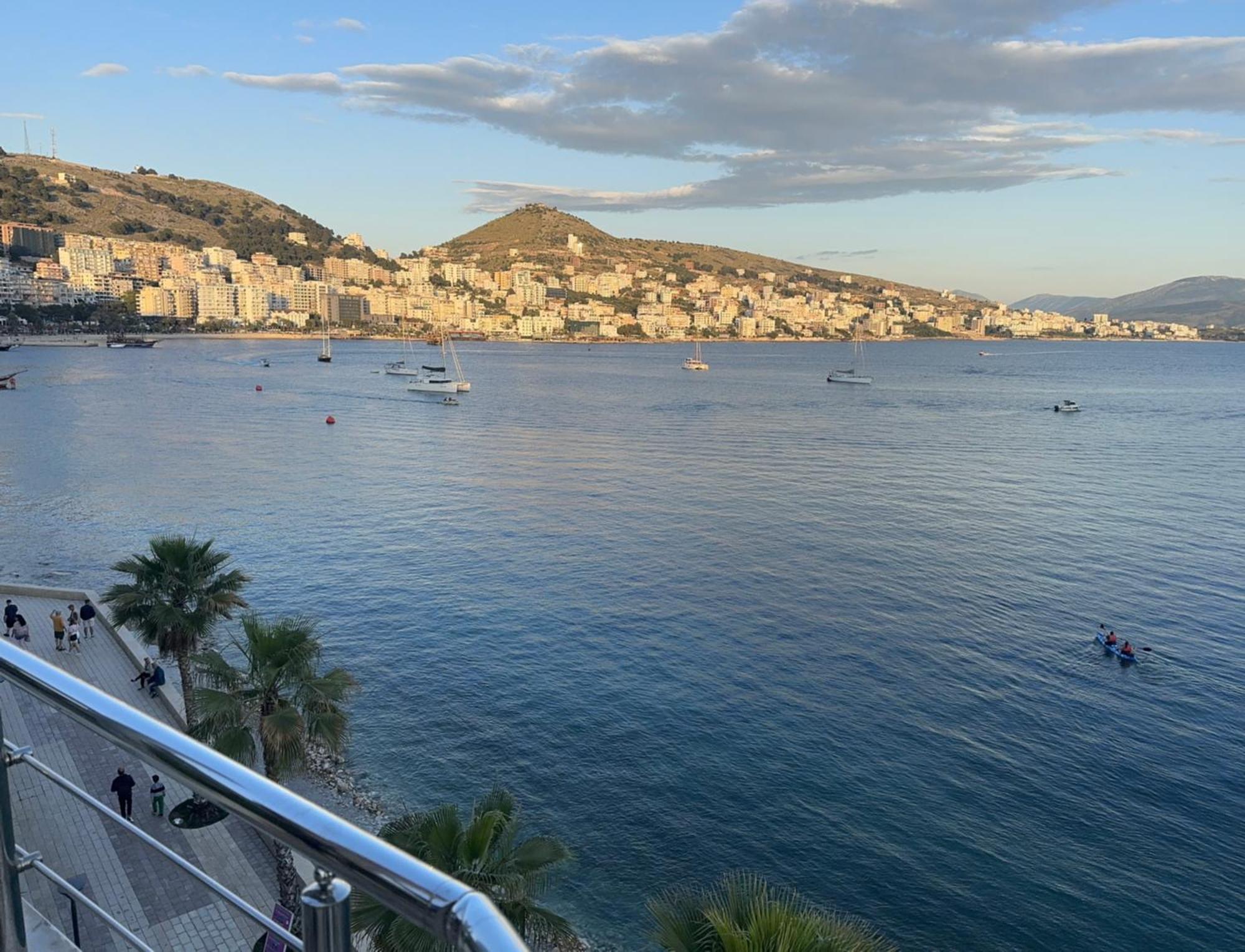Hotel Royal Saranda Dış mekan fotoğraf