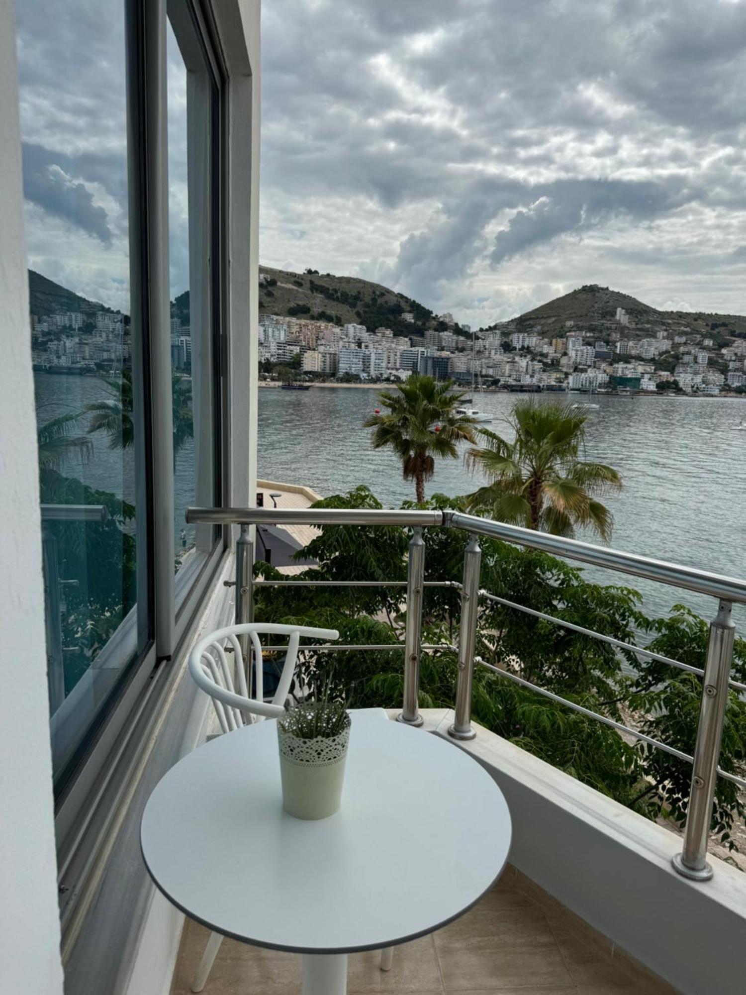 Hotel Royal Saranda Dış mekan fotoğraf