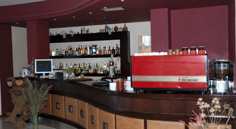 Hotel Royal Saranda Dış mekan fotoğraf